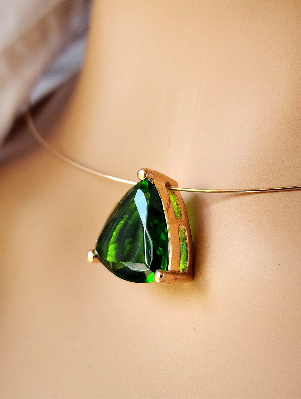 Lightweight Rose Gold plated Hypoallergic Minimalist Swarovski Elements Crystal